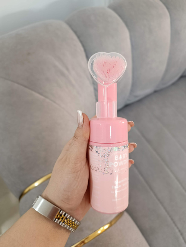 فوم شستوشوی صورت براشدا با سری قلبی